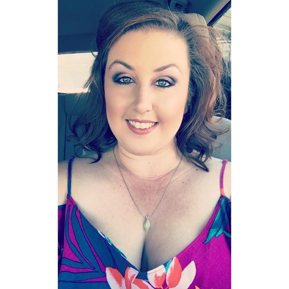 Meet your Posher, Jannice - Picture 1 of 1